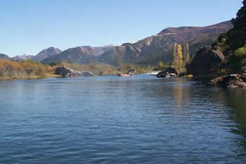 Rio Caleufu